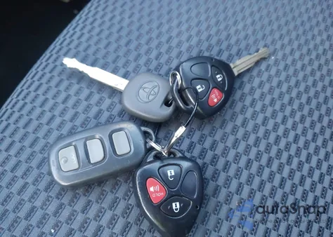 2009 Toyota Rav4 Sport z USA, uszkodzony, nr VIN JTMBF32V79D002934